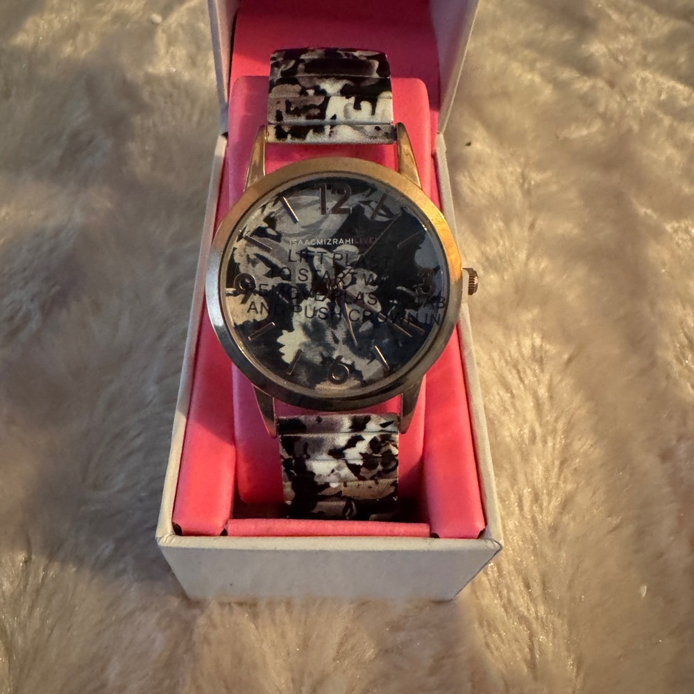 Isaac Mizrahi Black and White Women's Watch